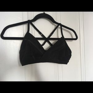 Lululemon Athletica Black Sports Bra - Size 8